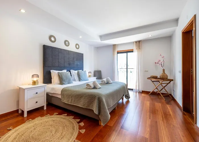 Baia Da - Tropicana Apartamento Luz